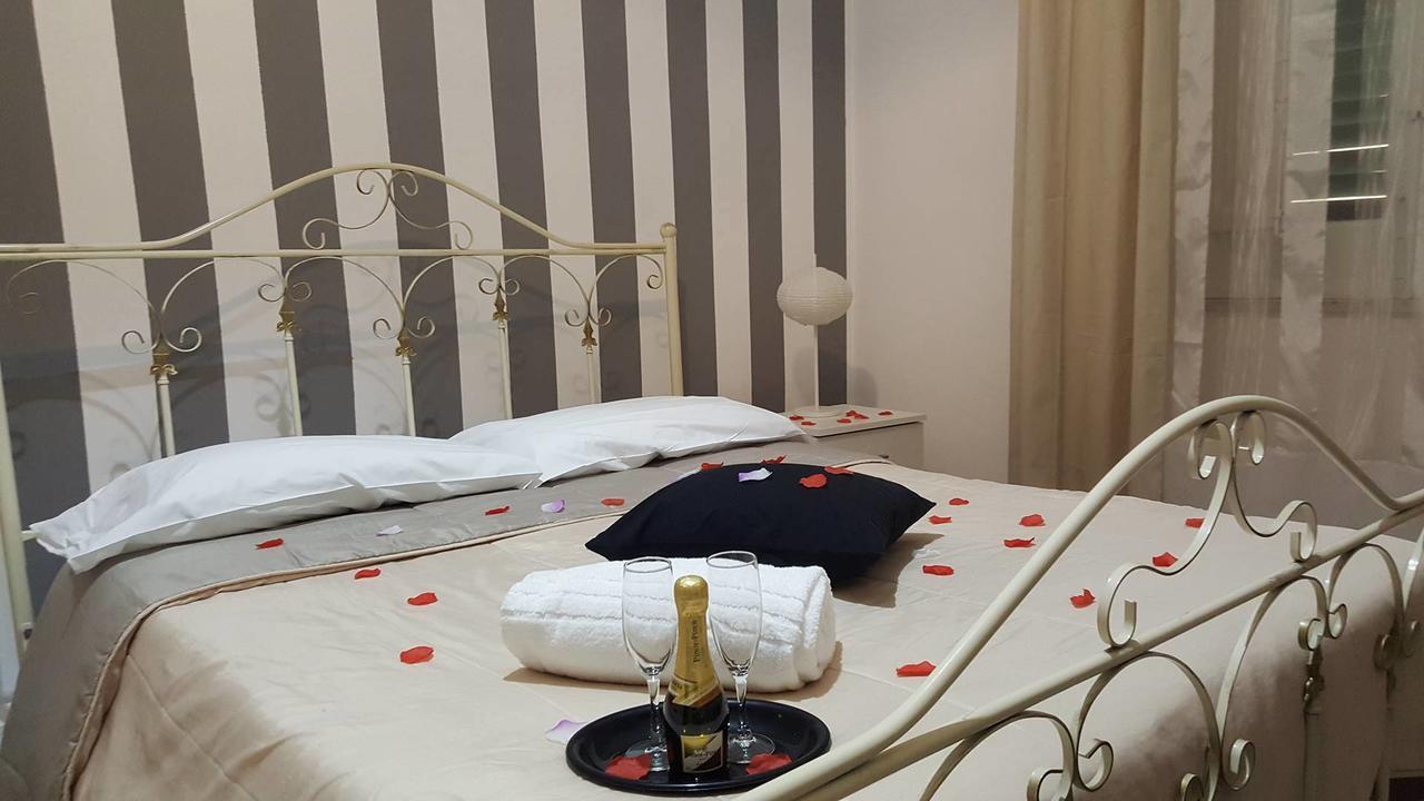 Alba Camere Palermo Bagian luar foto